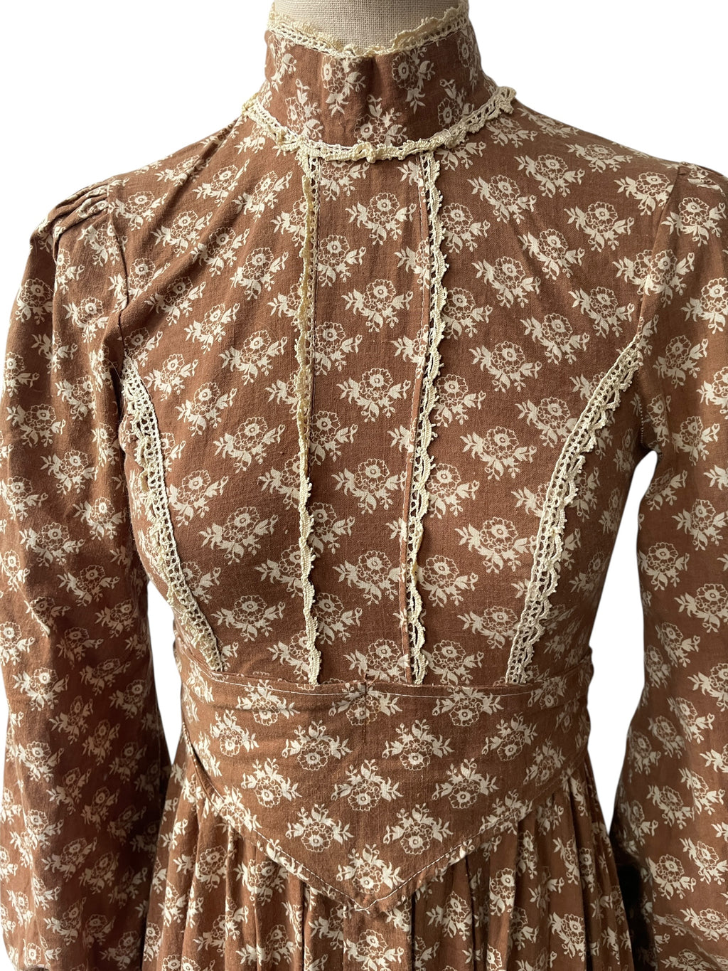 1970’s Vintage Laura Ashley cotton prairie style maxi dress