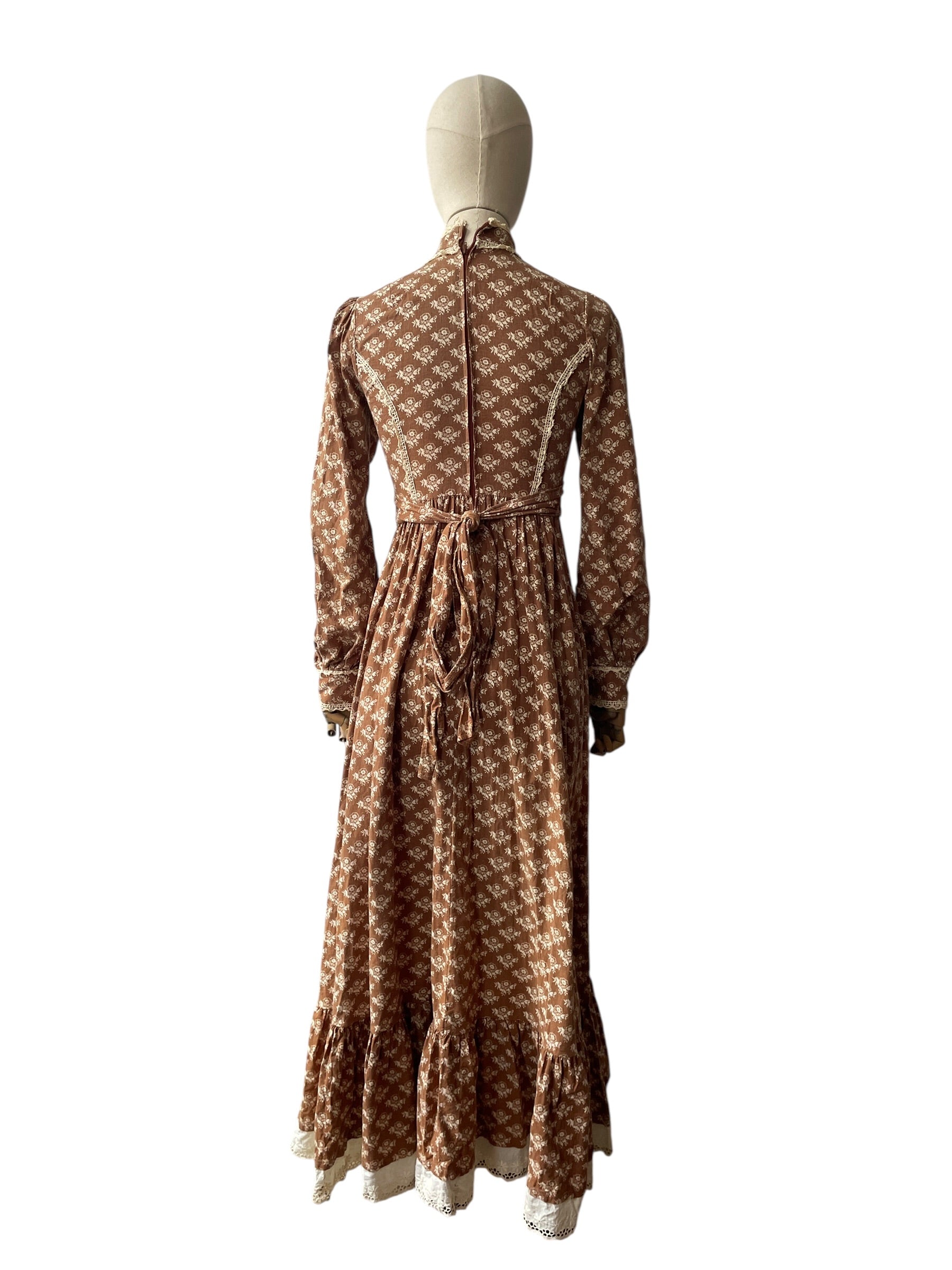 1970’s Vintage Laura Ashley cotton prairie style maxi dress