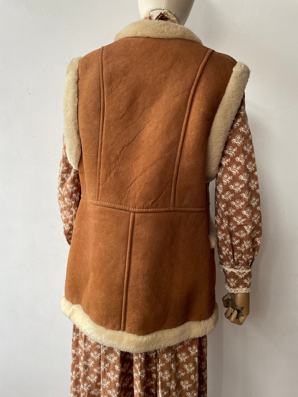 1970’s vintage sheepskin shearling suede waistcoat gilet