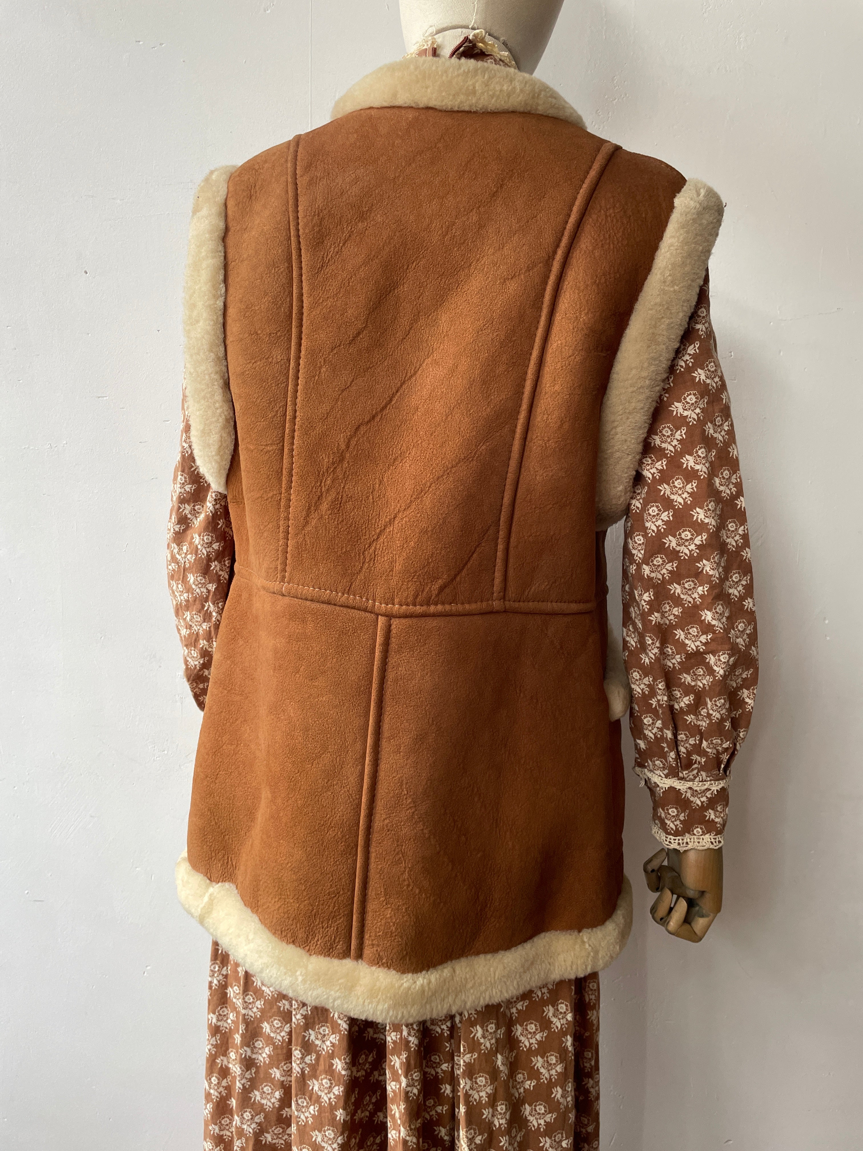 1970’s vintage sheepskin shearling suede waistcoat gilet