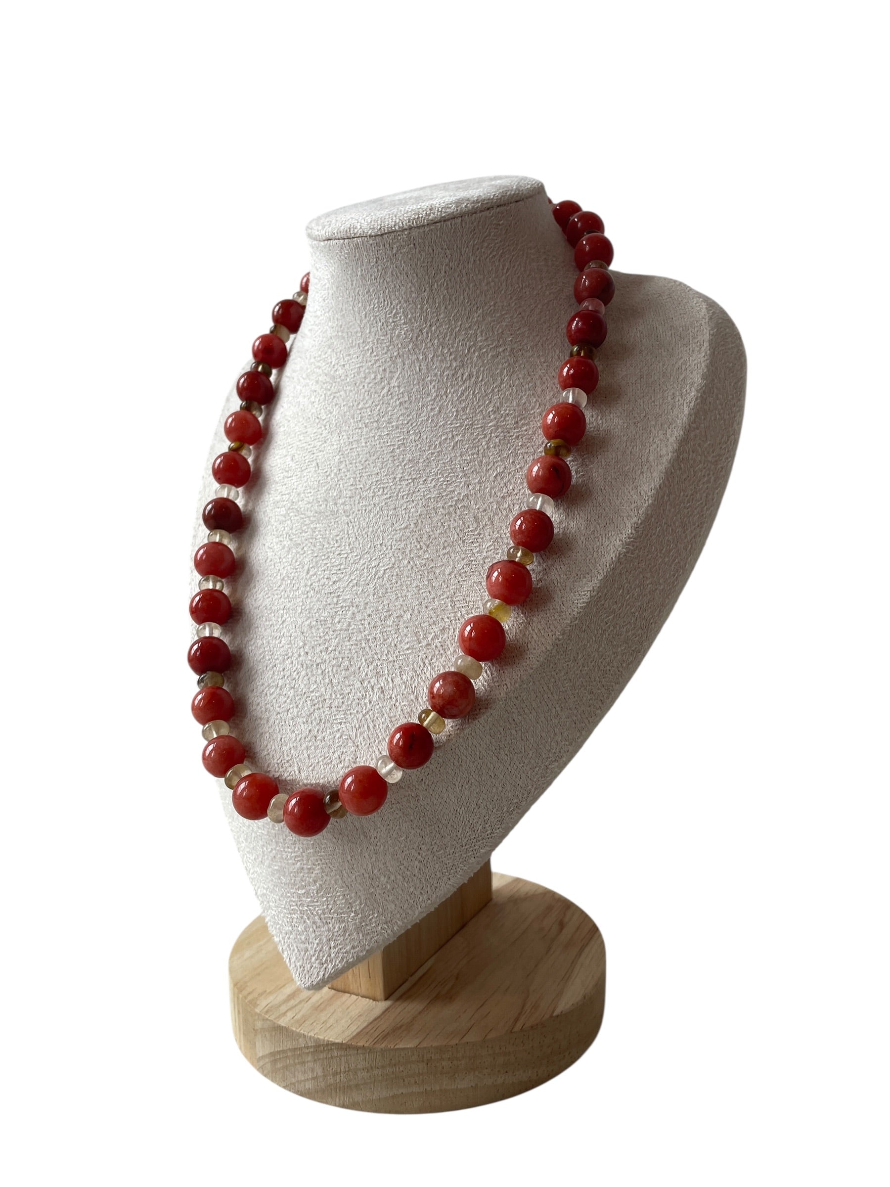 Handmade terracotta red stone beaded necklace - Atelier Sestra